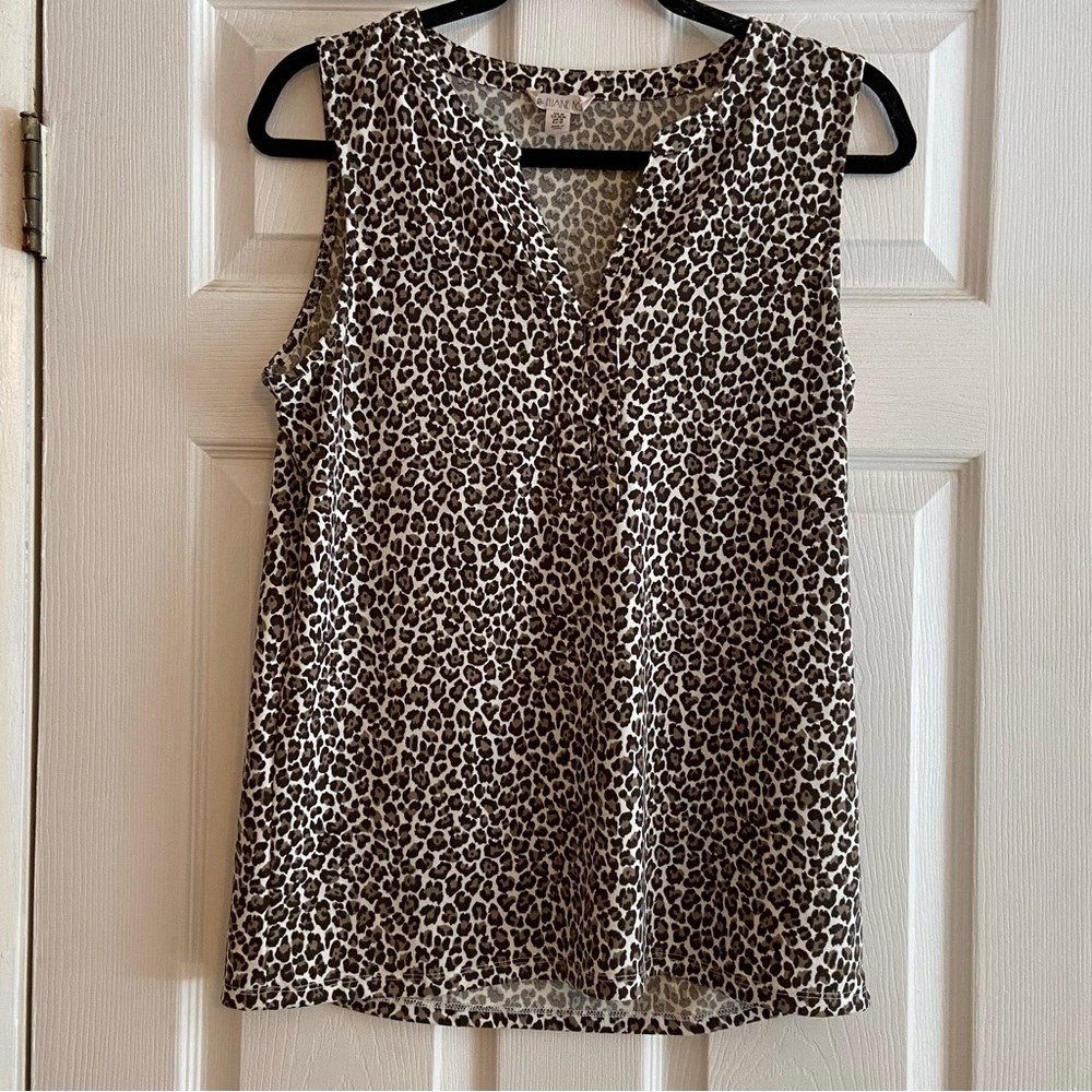 Elaine Rose Sleeveless Animal Print Top Taupe/Brown size Medium